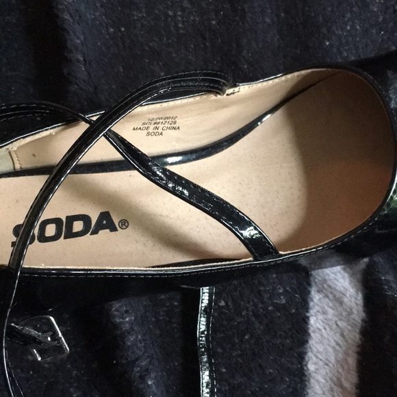 Black Kitten Heel Ballerina Shoes - Picture 4 of 5